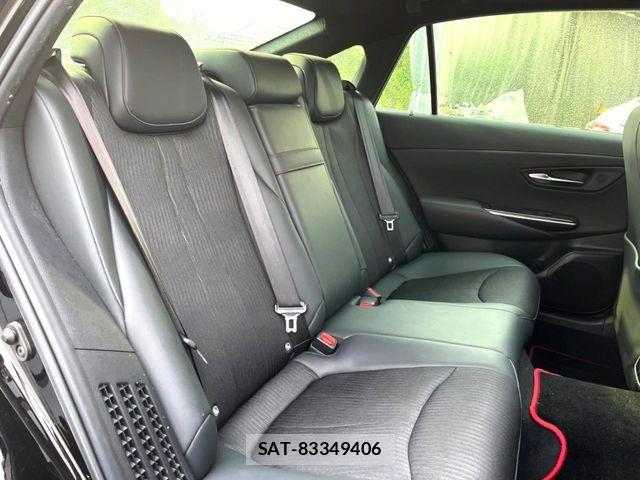 Toyota CROWN SEDAN 2020-09 8438027-10
