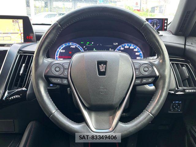 Toyota CROWN SEDAN 2020-09 8438027-12
