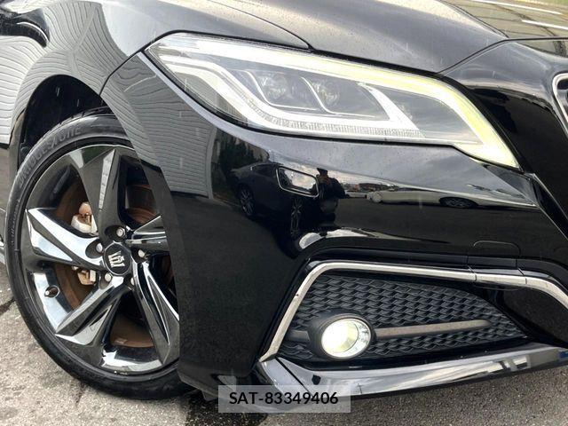 Toyota CROWN SEDAN 2020-09 8438027-13