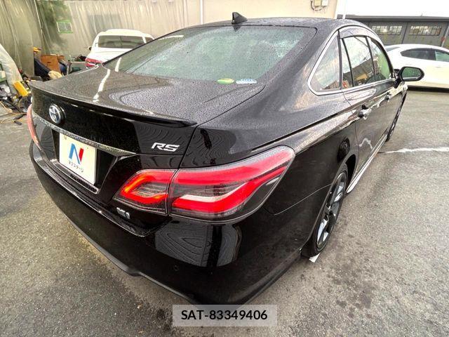 Toyota CROWN SEDAN 2020-09 8438027-18