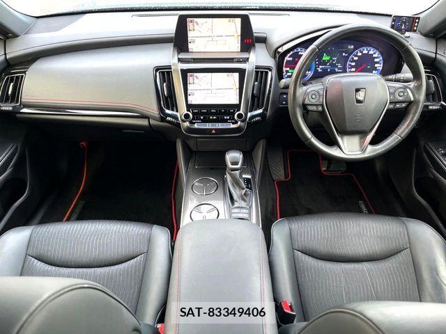 Toyota CROWN SEDAN 2020-09 8438027-1