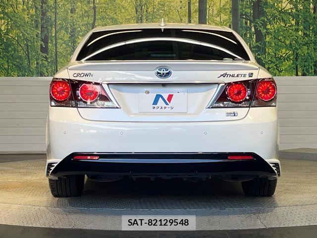 Toyota CROWN SEDAN 2017-03 8438028-15
