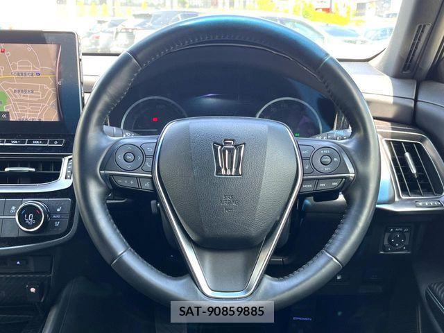 Toyota CROWN SEDAN 2022-04 8438024-10