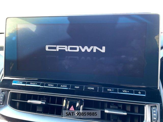Toyota CROWN SEDAN 2022-04 8438024-4