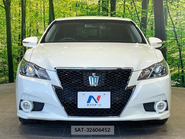 Toyota CROWN SEDAN 2014-09 8457230-12