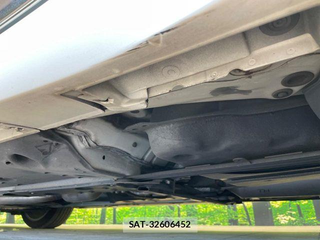 Toyota CROWN SEDAN 2014-09 8457230-18