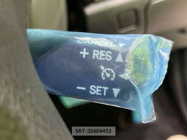 Toyota CROWN SEDAN 2014-09 8457230-4