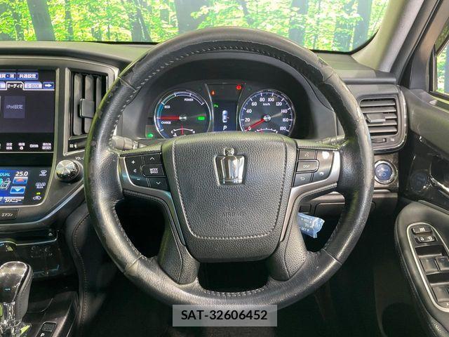 Toyota CROWN SEDAN 2014-09 8457230-8