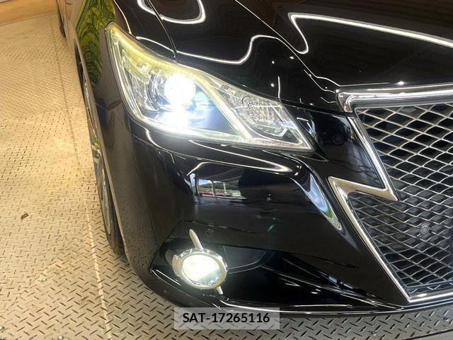 Toyota CROWN SEDAN 2013-10 8457239-11