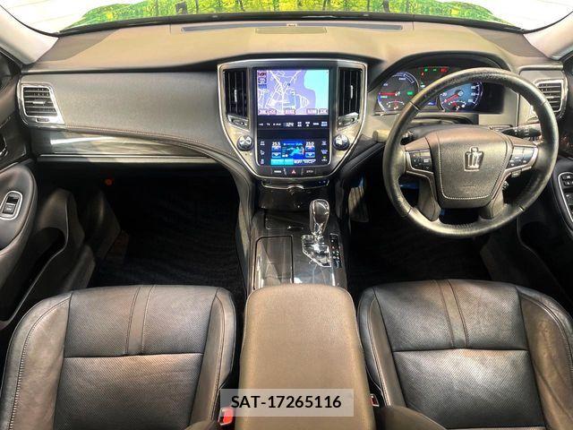 Toyota CROWN SEDAN 2013-10 8457239-1