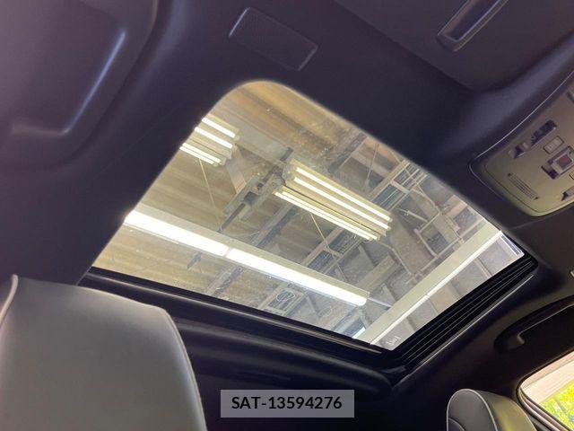 Toyota CROWN SEDAN 2018-07 8457222-4
