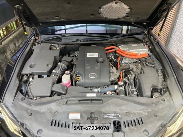 Toyota CROWN SEDAN 2016-10 8457225-15