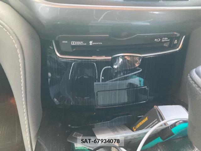 Toyota CROWN SEDAN 2016-10 8457225-24