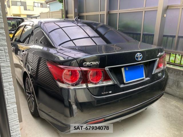 Toyota CROWN SEDAN 2016-10 8457225-2