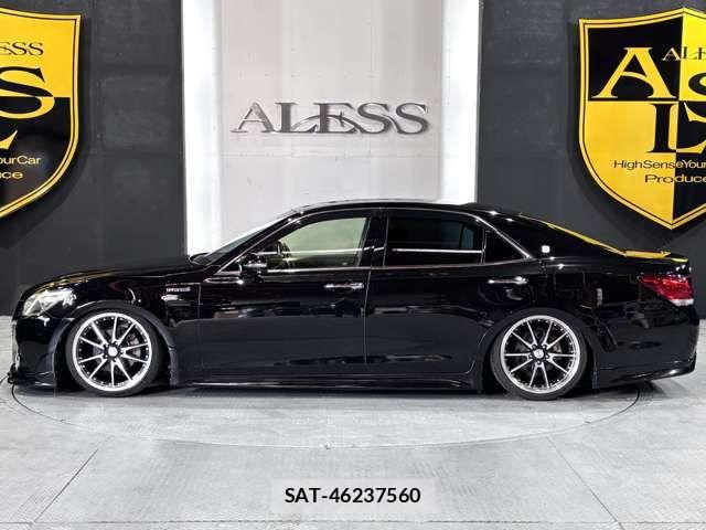 Toyota CROWN SEDAN 2015-03 8457236-9