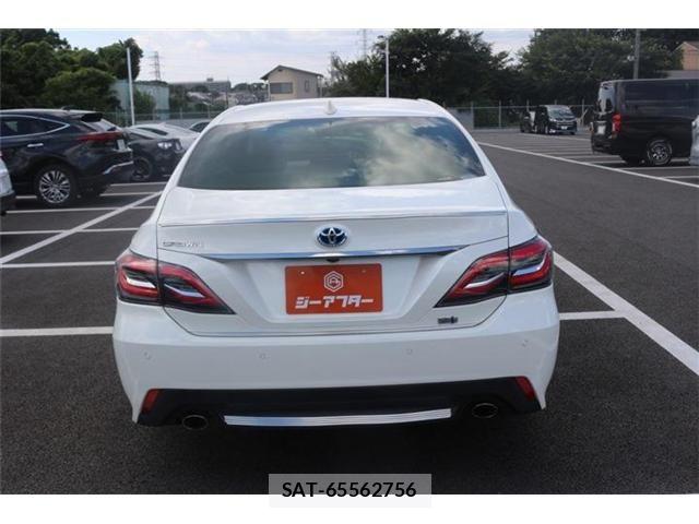 Toyota CROWN SEDAN 2019-11 8485207-9