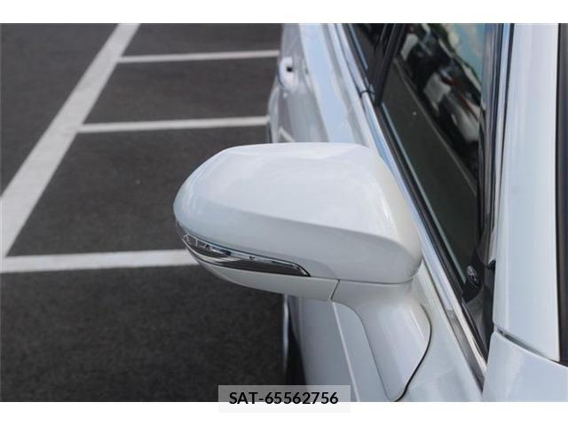 Toyota CROWN SEDAN 2019-11 8485207-12