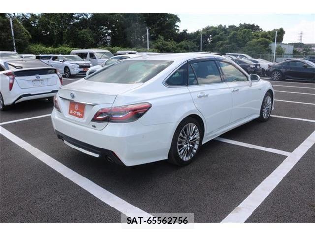 Toyota CROWN SEDAN 2019-11 8485207-16