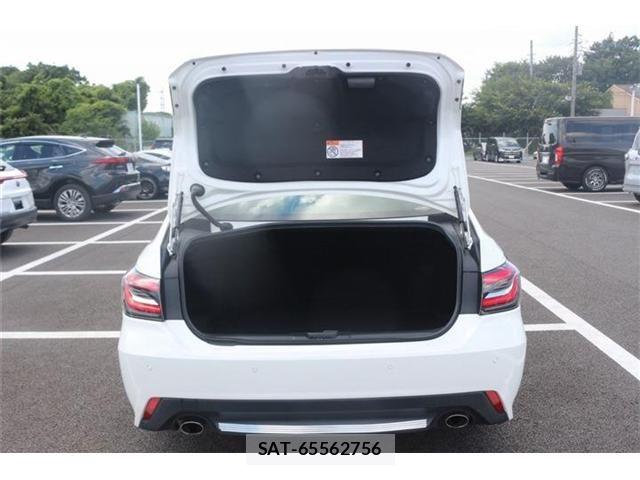 Toyota CROWN SEDAN 2019-11 8485207-24