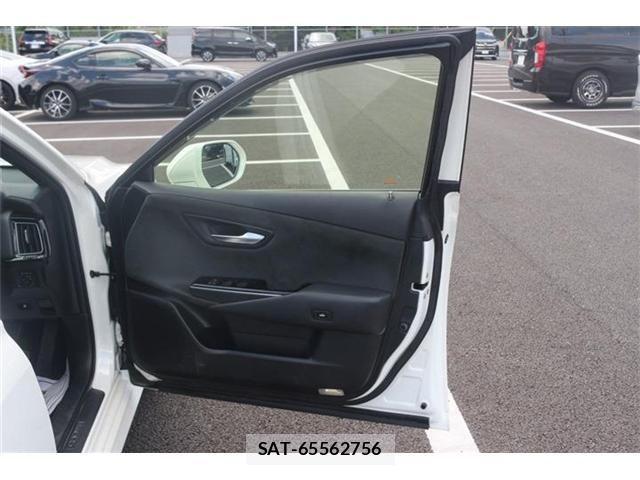 Toyota CROWN SEDAN 2019-11 8485207-27