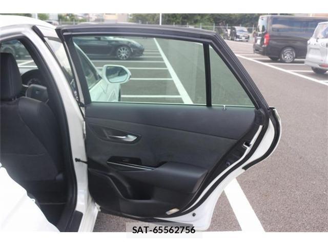 Toyota CROWN SEDAN 2019-11 8485207-28