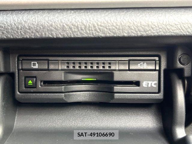 Toyota CROWN SEDAN 2015-11 8524179-4