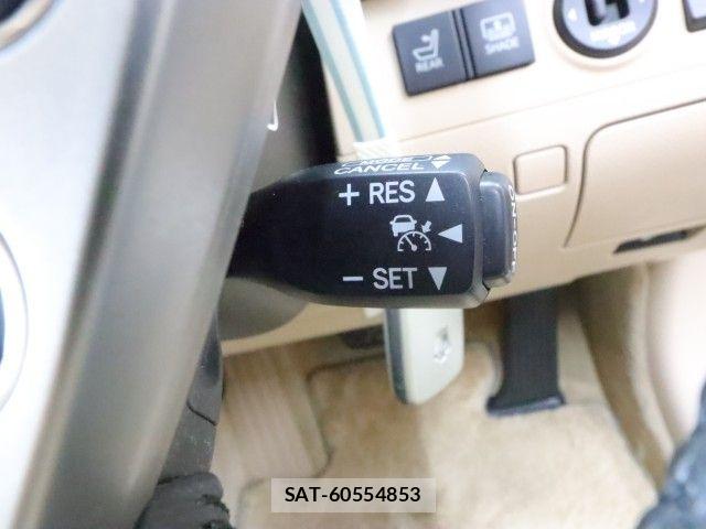 Toyota CROWN SEDAN 2011-01 8524182-23