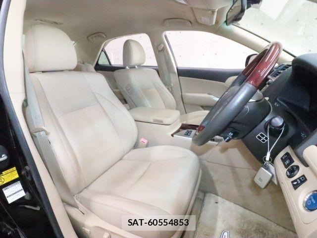 Toyota CROWN SEDAN 2011-01 8524182-3