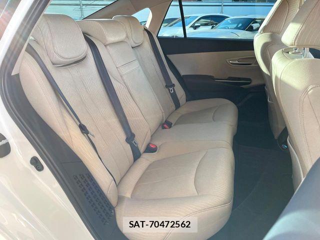 Toyota CROWN SEDAN 2018-12 8524174-8