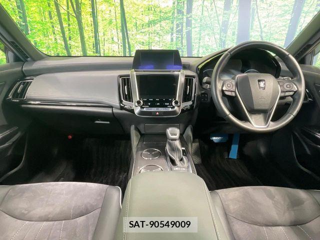 Toyota CROWN SEDAN 2020-04 8524161-1