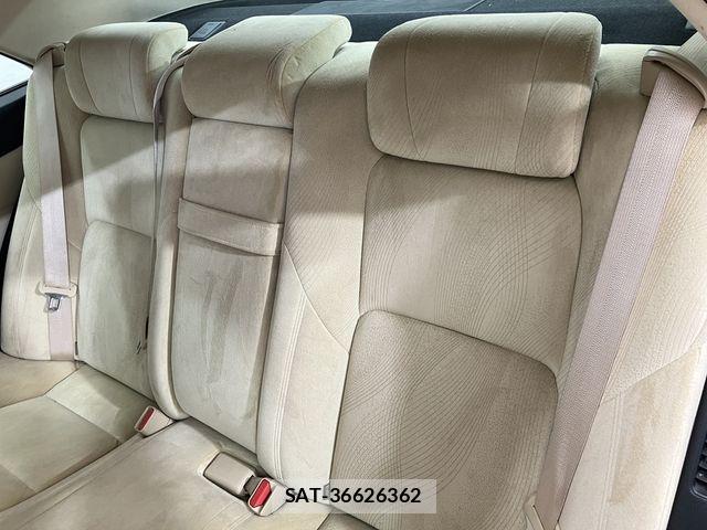 Toyota CROWN SEDAN 2015-11 8524178-19