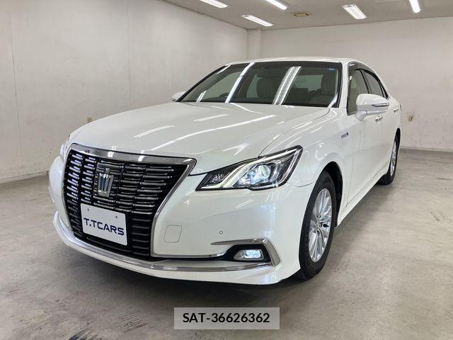 Toyota CROWN SEDAN 2015-11 8524178-21
