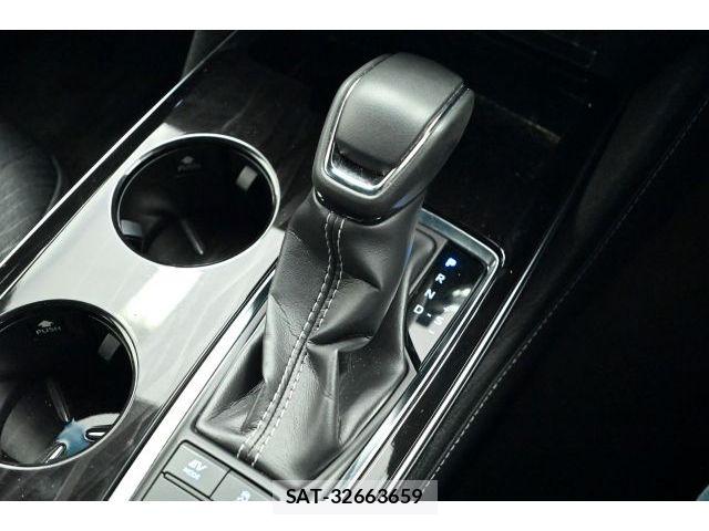 Toyota CROWN SEDAN 2019-07 8524163-21