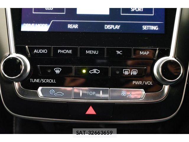 Toyota CROWN SEDAN 2019-07 8524163-23