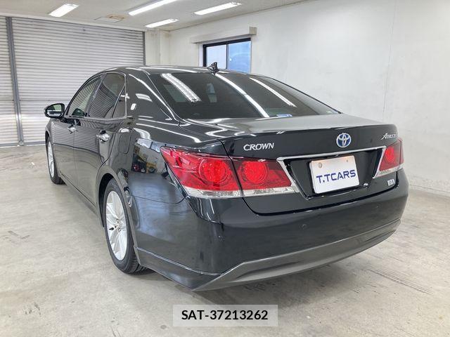 Toyota CROWN SEDAN 2013-05 8524175-24