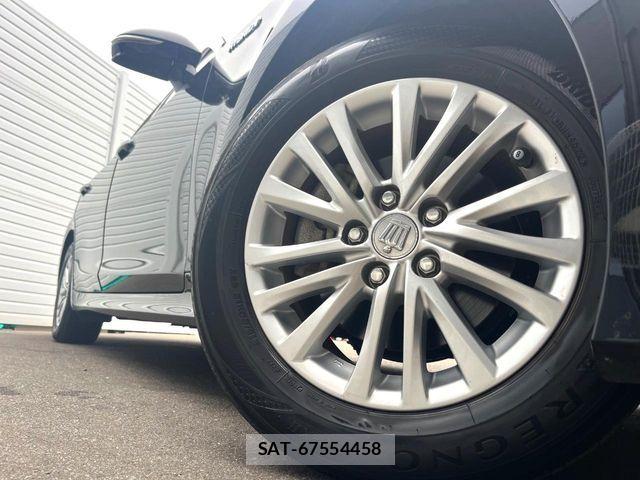 Toyota CROWN SEDAN 2017-03 8524173-12