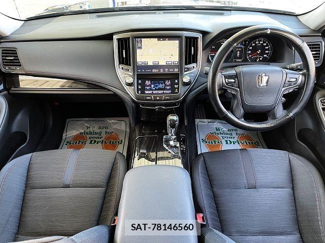 Toyota CROWN SEDAN 2015-11 8561560-1