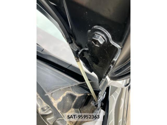 Toyota CROWN SEDAN 2016-01 8561563-20