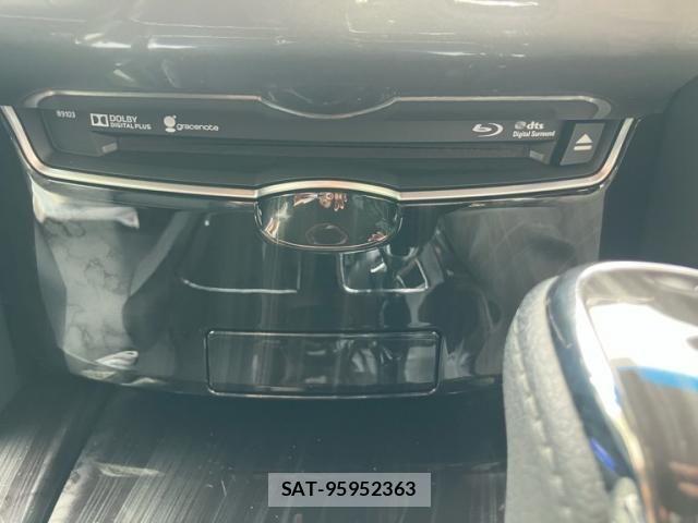 Toyota CROWN SEDAN 2016-01 8561563-24
