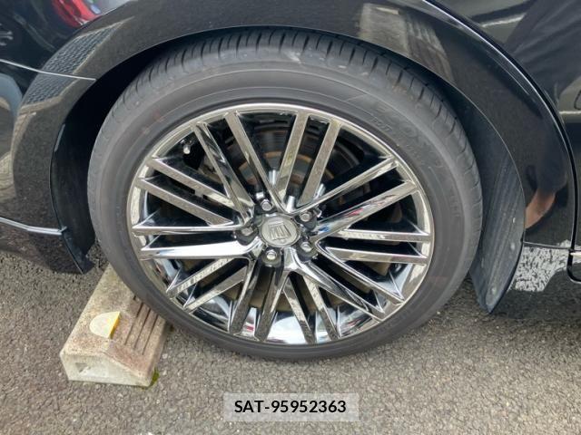 Toyota CROWN SEDAN 2016-01 8561563-8