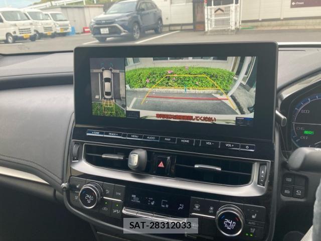 Toyota CROWN SEDAN 2020-12 8561548-21