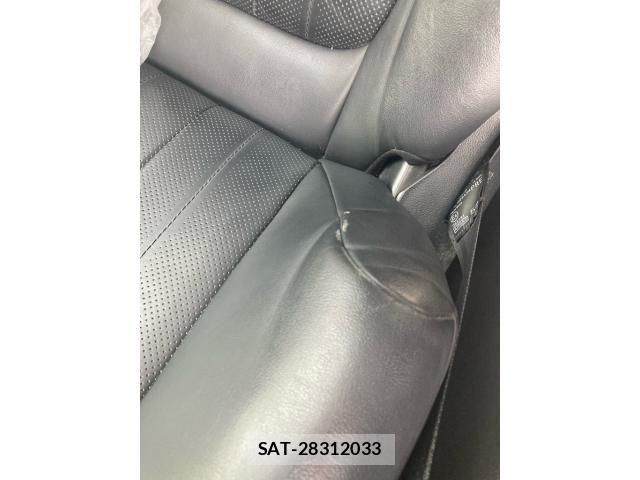 Toyota CROWN SEDAN 2020-12 8561548-27