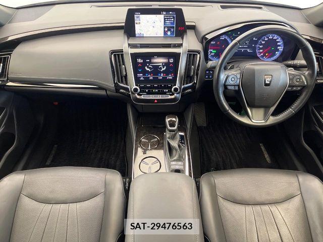 Toyota CROWN SEDAN 2018-12 8561553-1