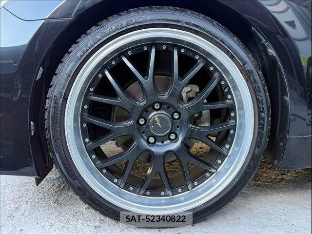 Toyota CROWN SEDAN 2015-11 8561562-16