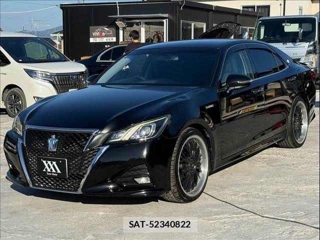 Toyota CROWN SEDAN 2015-11 8561562-4