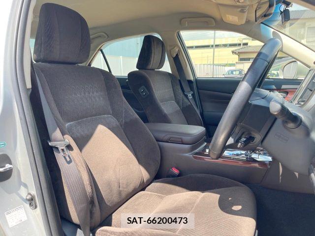 Toyota CROWN SEDAN 2014-07 8561568-7