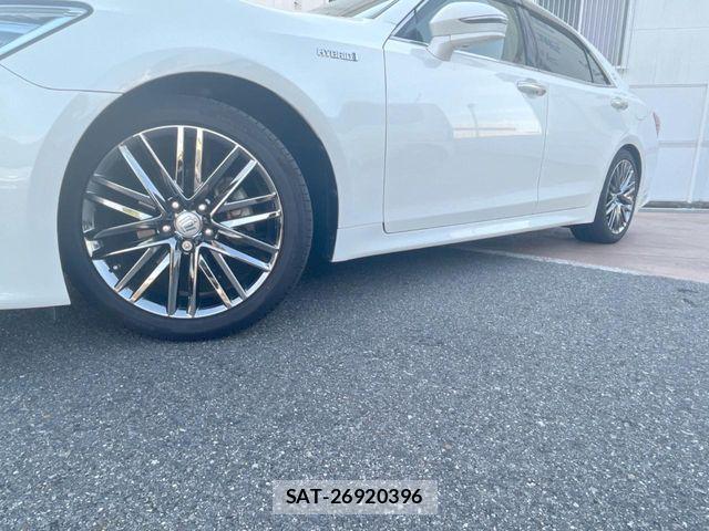 Toyota CROWN SEDAN 2013-12 8561565-12