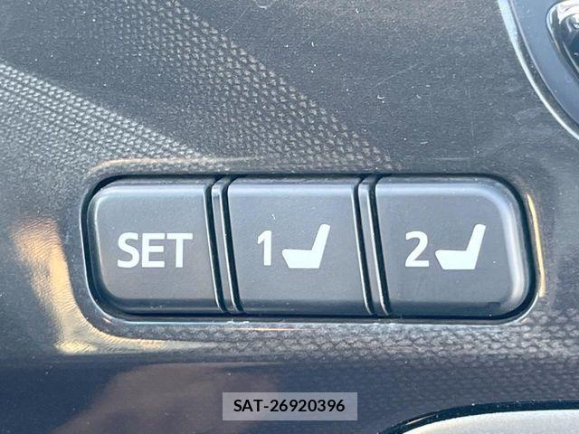 Toyota CROWN SEDAN 2013-12 8561565-5