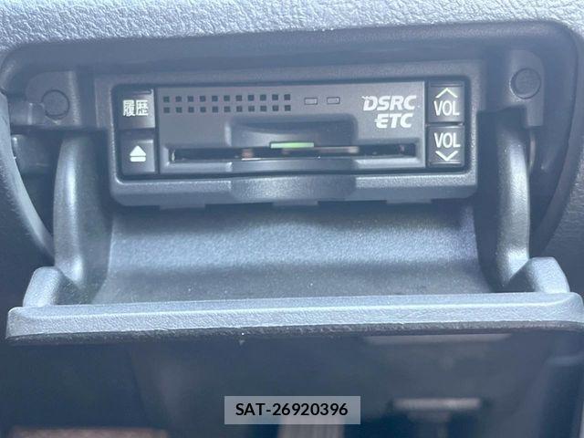 Toyota CROWN SEDAN 2013-12 8561565-6