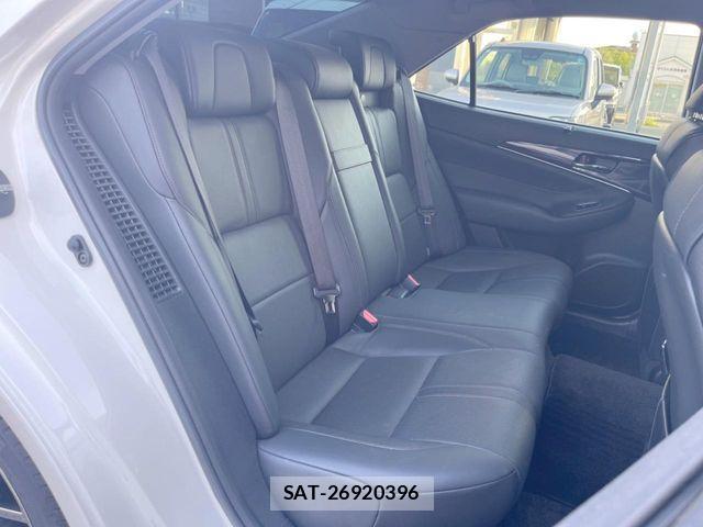 Toyota CROWN SEDAN 2013-12 8561565-8